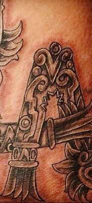 01.09.2018 №016 – tattoo headphones – a photo Aztec tattoos – tattoovalue.net
