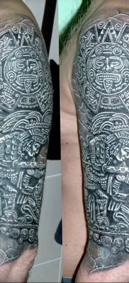 01.09.2018 №040 – tattoo headphones – a photo Aztec tattoos – tattoovalue.net