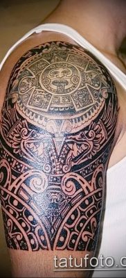 01.09.2018 №070 – tattoo headphones – a photo Aztec tattoos – tattoovalue.net