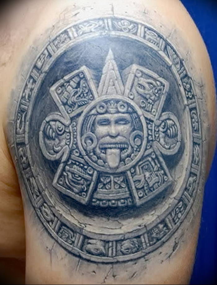 01.09.2018 №045 - tattoo headphones - a photo Aztec tattoos - tattoovalue.net