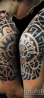 01.09.2018 №071 – tattoo headphones – a photo Aztec tattoos – tattoovalue.net