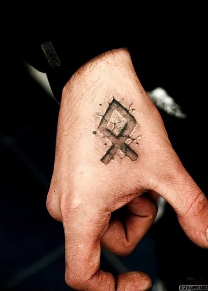 Photo of an example of a drawing of a tattoo with an amulet 01.09.2018 №022 - tattoovalue.net