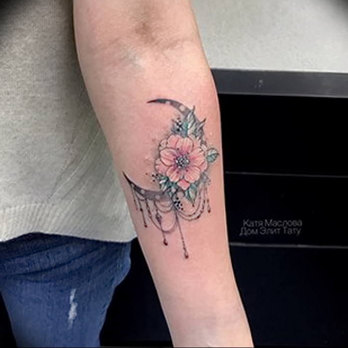 Photo of an example of a drawing of a tattoo with an amulet 01.09.2018 №146 - tattoovalue.net