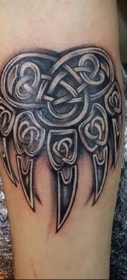 Photo of an example of a drawing of a tattoo with an amulet 01.09.2018 №171 – tattoovalue.net