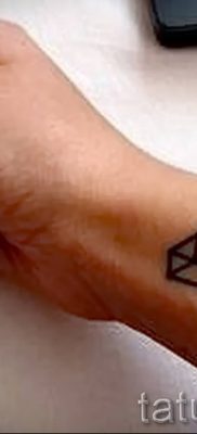 Photo tattoo diamond от 08.09.2018 №231 – drawing example – tattoovalue.net
