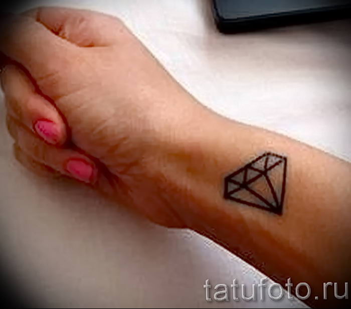 Photo tattoo diamond от 08.09.2018 №231 - drawing example - tattoovalue.net