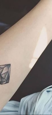 Photo tattoo diamond от 08.09.2018 №241 – drawing example – tattoovalue.net