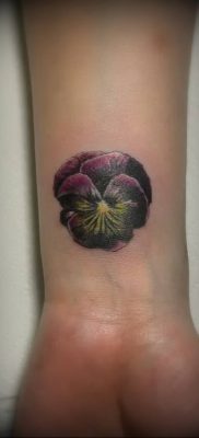 photo tattoo Pansies от 10.09.2018 №023 – example of drawing a tattoo – tattoovalue.net