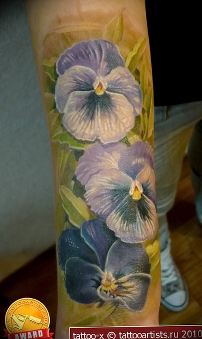 photo tattoo Pansies от 10.09.2018 №032 - example of drawing a tattoo - tattoovalue.net