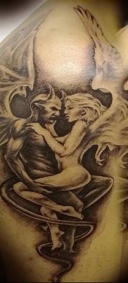  tatouage photo ange et démon от 05.09.2018 №037-1 – tattoovalue.net
