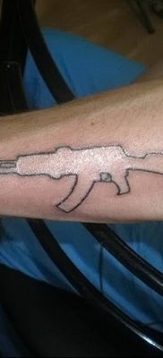 photo tattoo assault rifle tattoo от 05.09.2018 №050 – drawing example – tattoovalue.net
