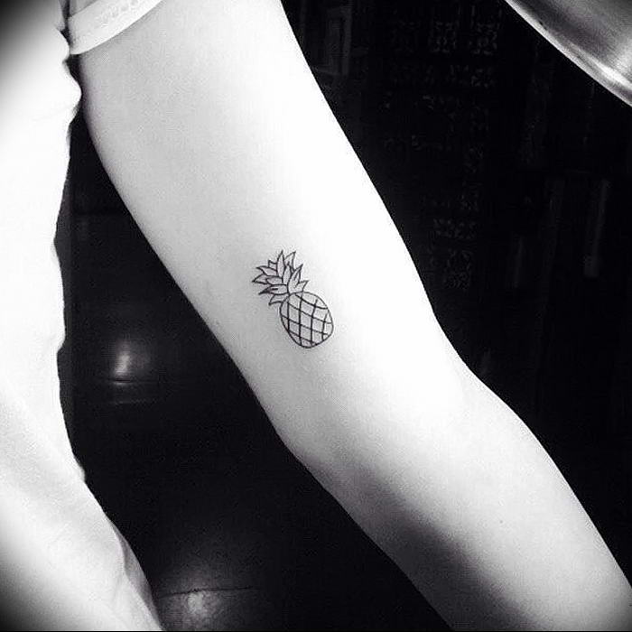 photo tattoo pineapple от 10.09.2018 №004 - example of drawing a tattoo - tattoovalue.net