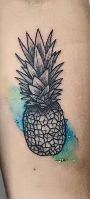 photo tattoo pineapple от 10.09.2018 №018 – example of drawing a tattoo – tattoovalue.net