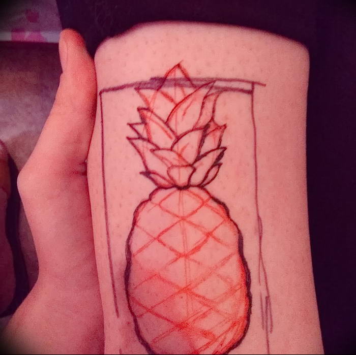 photo tattoo pineapple от 10.09.2018 №043 - example of drawing a tattoo - tattoovalue.net