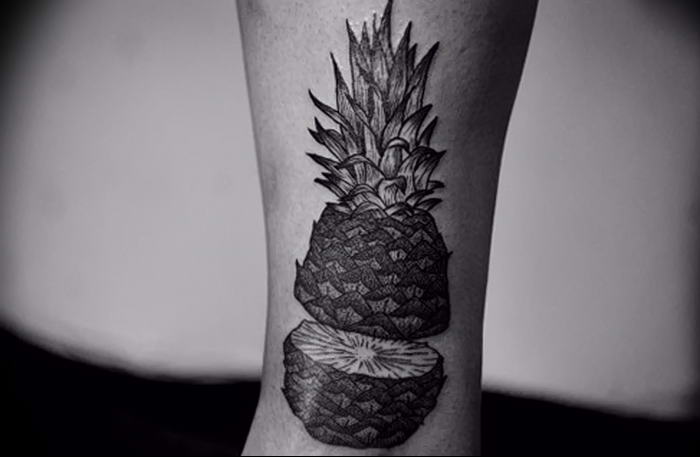 photo tattoo pineapple от 10.09.2018 №071 - example of drawing a tattoo - tattoovalue.net