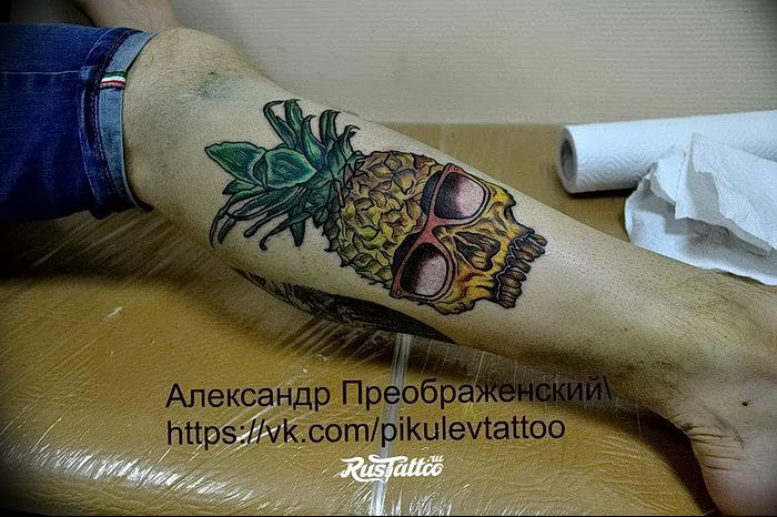 photo tattoo pineapple от 10.09.2018 №112 - example of drawing a tattoo - tattoovalue.net
