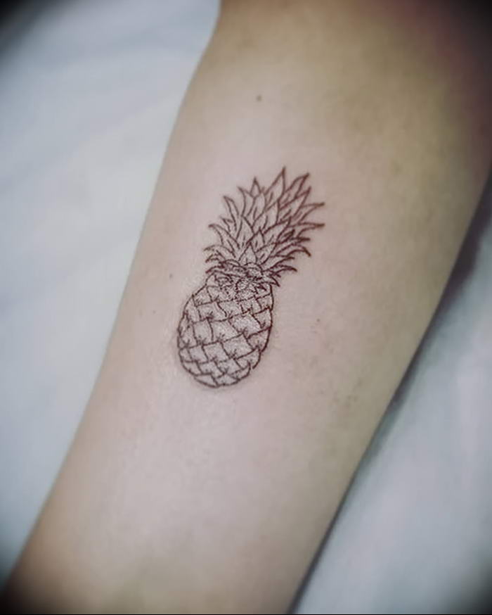 photo tattoo pineapple от 10.09.2018 №120 - example of drawing a tattoo - tattoovalue.net