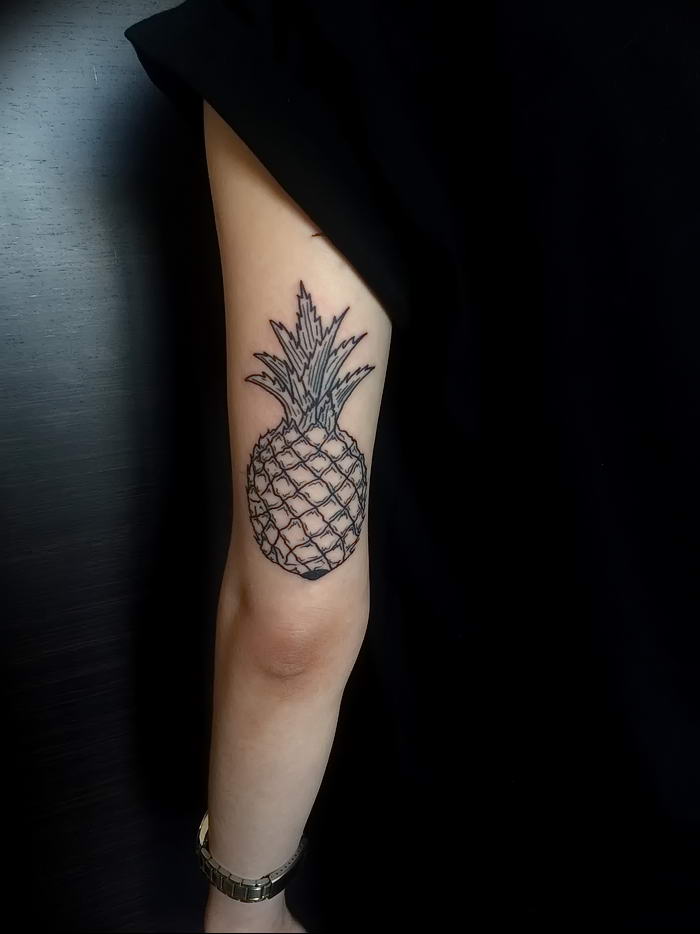 photo tattoo pineapple от 10.09.2018 №142 - example of drawing a tattoo - tattoovalue.net