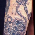 Photo tattoo keyhole 15.10.2018 №073 - example of tattoo - tattoovalue.net