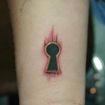 Photo tattoo keyhole 15.10.2018 №100 - example of tattoo - tattoovalue.net