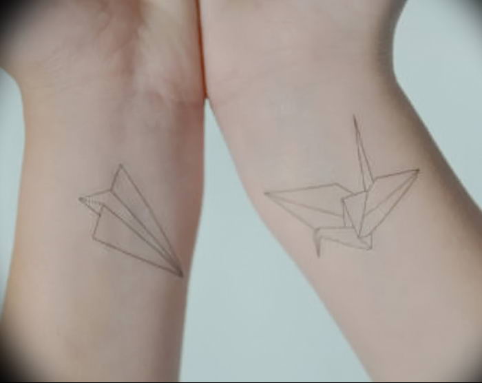 Photo tattoo paper airplane 16.10.2018 №008 - an example of a tattoo design - tattoovalue.net
