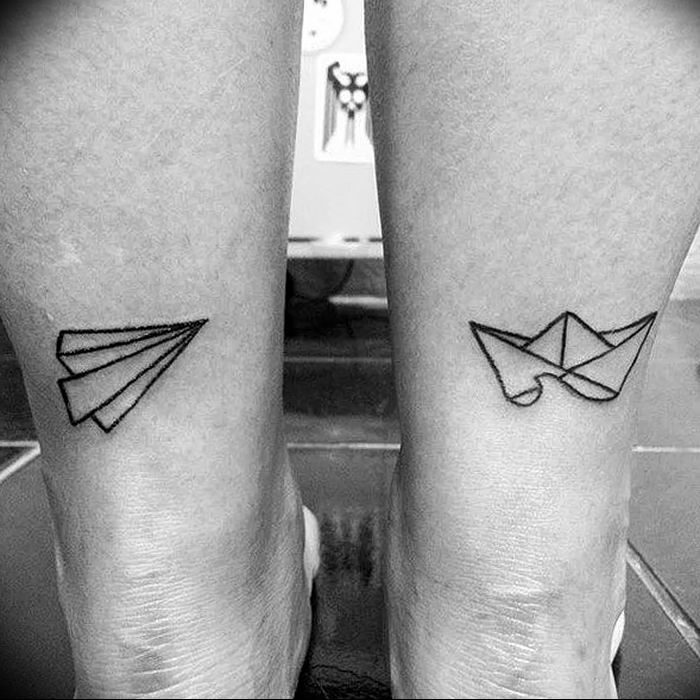 Photo tattoo paper airplane 16.10.2018 №012 - an example of a tattoo design - tattoovalue.net