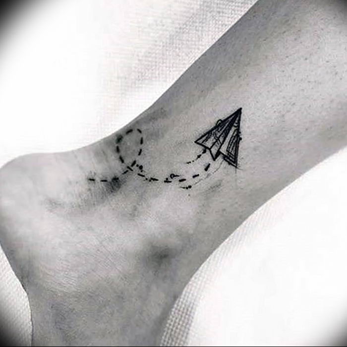 Photo tattoo paper airplane 16.10.2018 №015 - an example of a tattoo design - tattoovalue.net