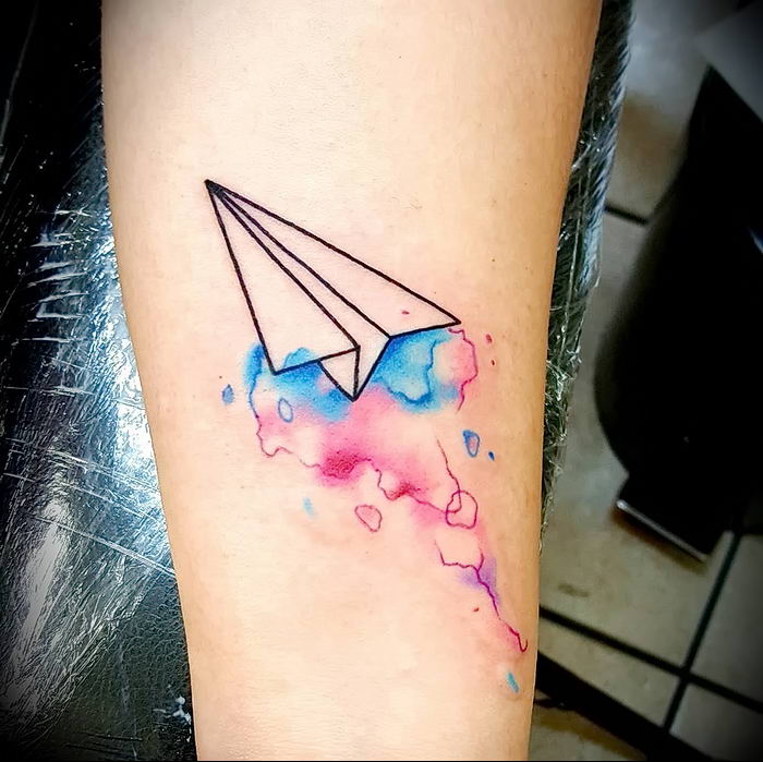 Photo tattoo paper airplane 16.10.2018 №018 - an example of a tattoo design - tattoovalue.net