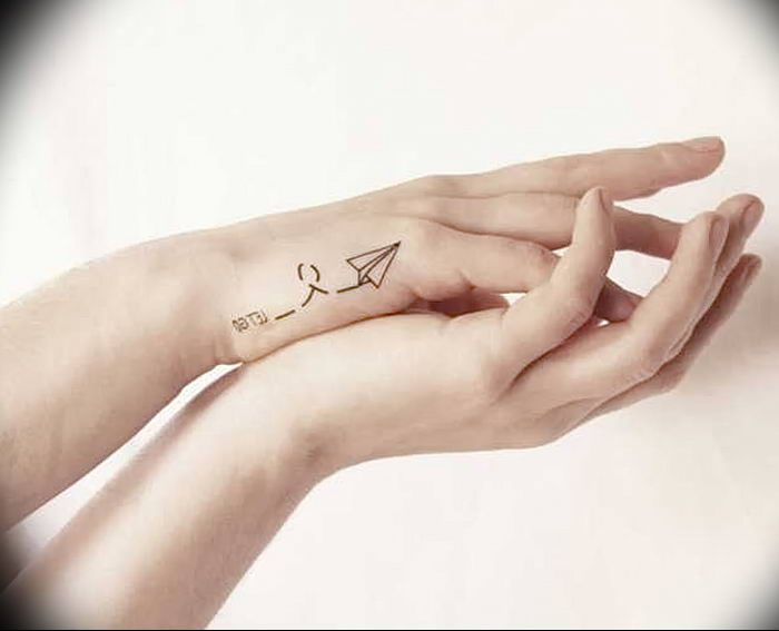Photo tattoo paper airplane 16.10.2018 №028 - an example of a tattoo design - tattoovalue.net