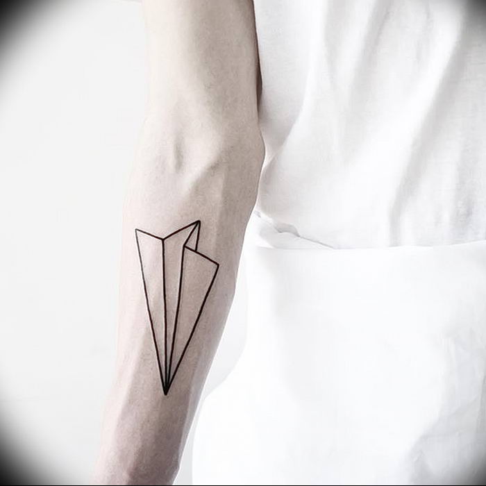Photo tattoo paper airplane 16.10.2018 №041 - an example of a tattoo design - tattoovalue.net