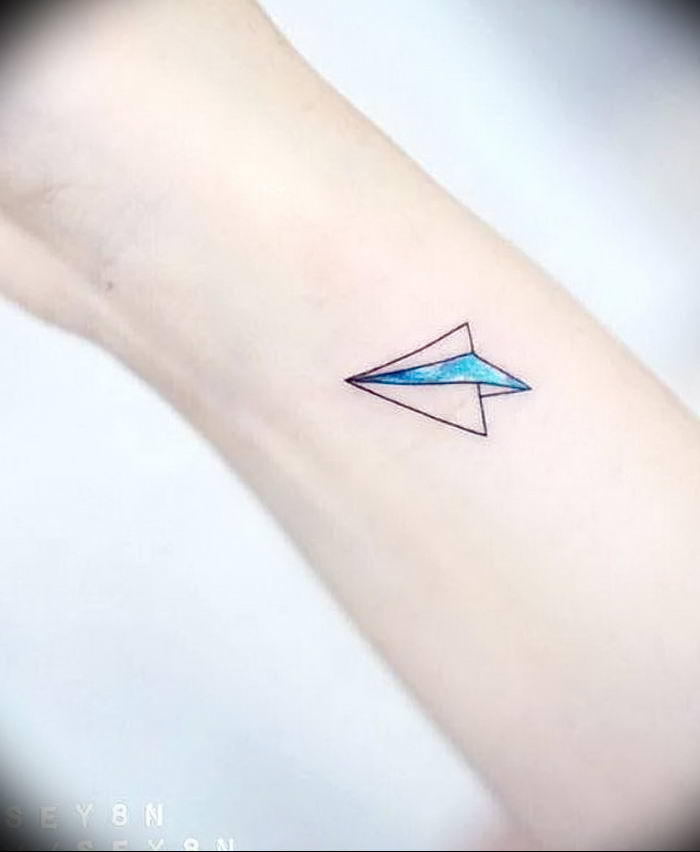 Photo tattoo paper airplane 16.10.2018 №063 - an example of a tattoo design - tattoovalue.net
