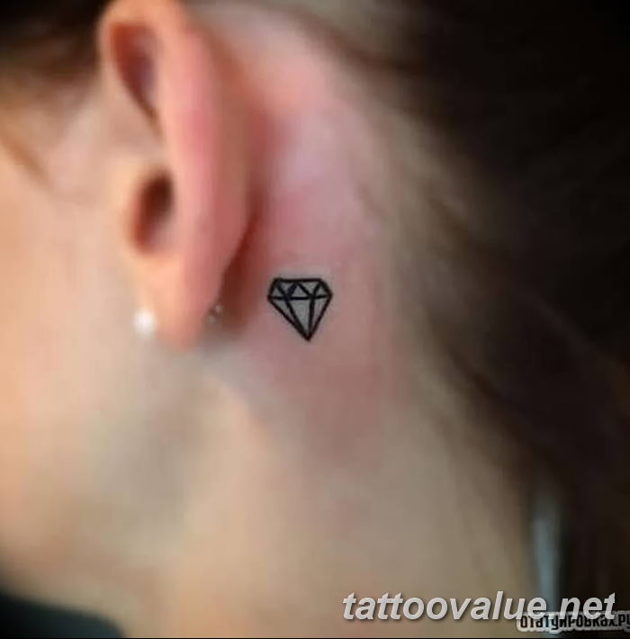 Diamond Tattoo Behind The Ear Diamond Tattoos Vintage Tattoo Diamon...