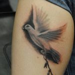 photo tattoo dove 29.11.2018 №115 - example of a tattoo with a dove - tattoovalue.net