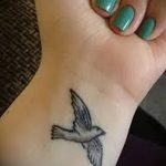 photo tattoo dove 29.11.2018 №169 - example of a tattoo with a dove - tattoovalue.net