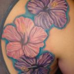 photo tattoo hibiscus 29.11.2018 №074 - flower hibiscus tattoo drawing - tattoovalue.net