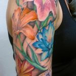 photo tattoo hibiscus 29.11.2018 №110 - flower hibiscus tattoo drawing - tattoovalue.net