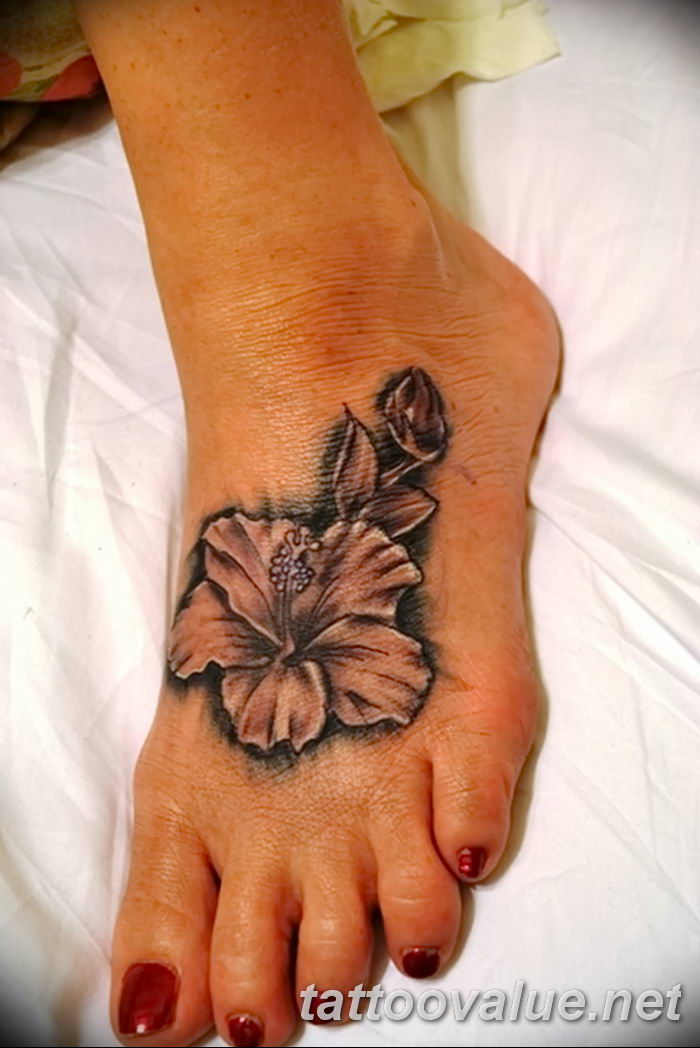 photo tattoo hibiscus 29.11.2018 №146 - flower hibiscus tattoo drawing - tattoovalue.net