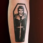 photo tattoo coffin 29.12.2018 №090 - drawing a coffin tattoo - tattoovalue.net