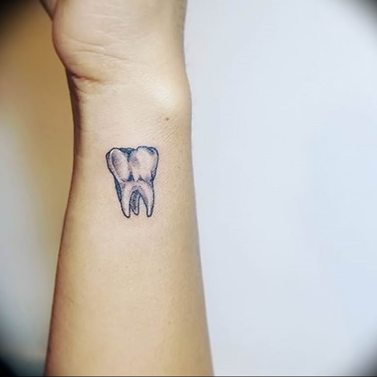 photo tattoo tooth 29.12.2018 №031 - going for a tooth tattoo - tattoovalue.net