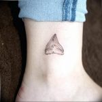 photo tattoo tooth 29.12.2018 №035 - going for a tooth tattoo - tattoovalue.net