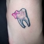 photo tattoo tooth 29.12.2018 №050 - going for a tooth tattoo - tattoovalue.net