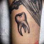 photo tattoo tooth 29.12.2018 №096 - going for a tooth tattoo - tattoovalue.net