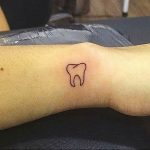 photo tattoo tooth 29.12.2018 №166 - going for a tooth tattoo - tattoovalue.net