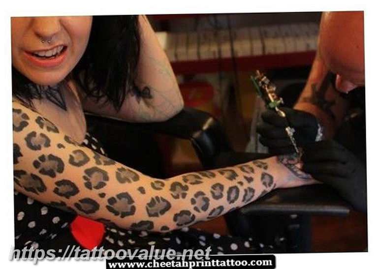 Photo tattoo cheetah 22.01.2019 №503 - tattoo cheetah example of drawing - tattoovalue.net