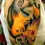 photo goldfish tattoo 04.01.2019 №049 - goldfish tattoo idea - tattoovalue.net