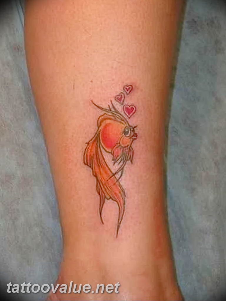 photo goldfish tattoo 04.01.2019 №126 - goldfish tattoo idea - tattoovalue.net
