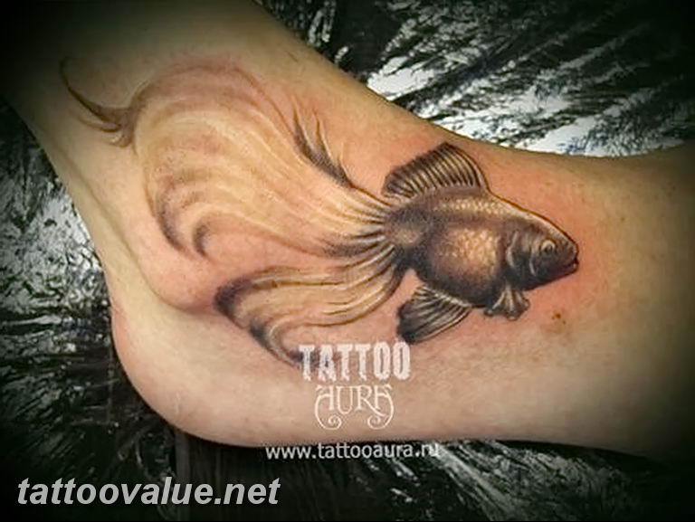 photo goldfish tattoo 04.01.2019 №134 - goldfish tattoo idea - tattoovalue.net