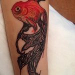 photo goldfish tattoo 04.01.2019 №185 - goldfish tattoo idea - tattoovalue.net