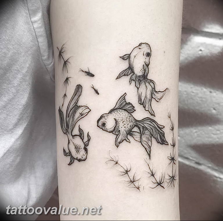 photo goldfish tattoo 04.01.2019 №225 - goldfish tattoo idea - tattoovalue.net