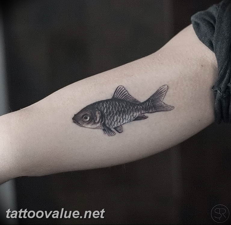 photo goldfish tattoo 04.01.2019 №258 - goldfish tattoo idea - tattoovalue.net
